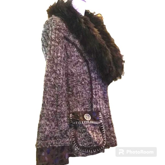 Gaby L. Eden Women's Raccoon Fur Trim Blazer - Picture 5 of 11